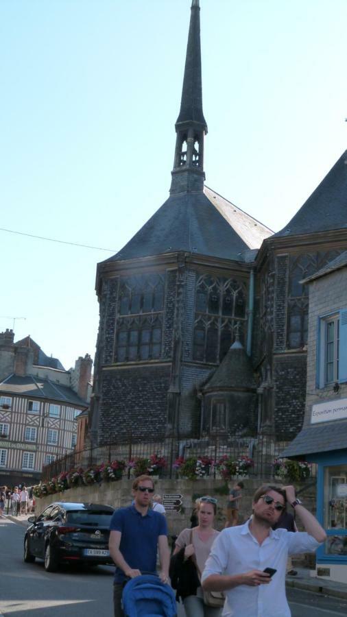 Laroulottedubec Villa Malleville-sur-le-Bec Exterior photo